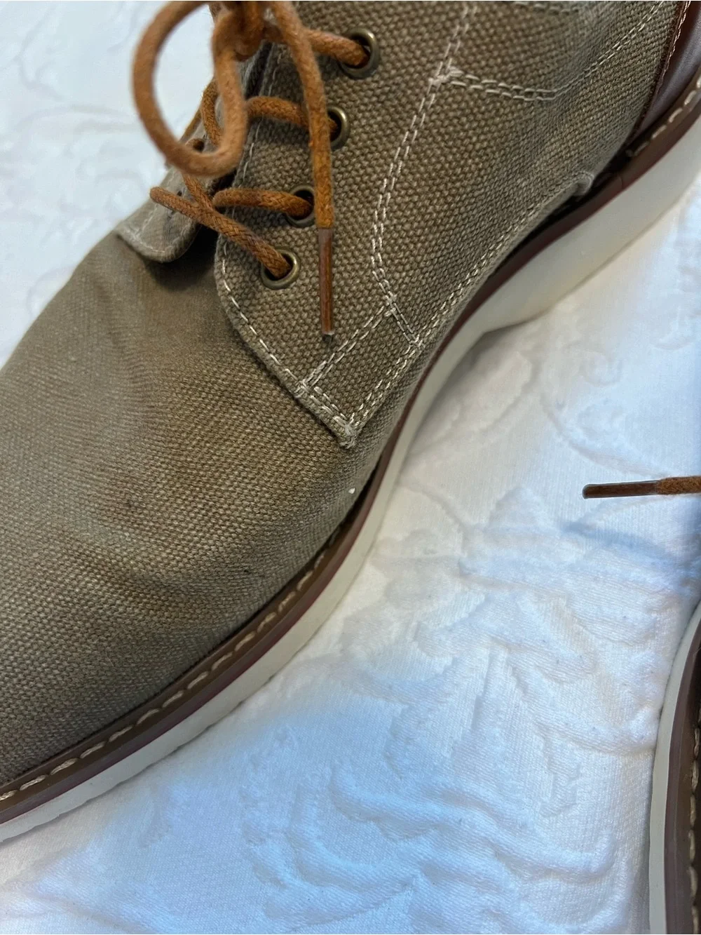 Florsheim Union Plain Toe Khaki Canvas Oxford Shoe with Leather Accents size 9.5